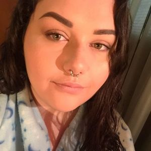 Meet your Posher, Carly